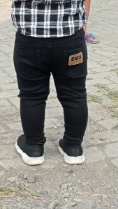 Celana Panjang Anak Laki-Laki Chino Chinos & Tips Memilih Ukuran