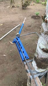 Pen penekuk besi beton