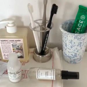 Vertical Stainless Steel Toothbrush Holder Multi-Functional 6 Slots Toothpaste Storage Rack