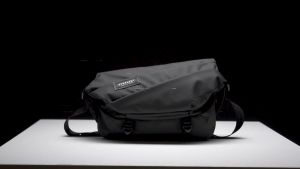 EVERNEXT - TAS SELEMPANG WATERPROOF PRIA SLING BAG VOLTA ANTI AIR MESSENGER BAG MULTIFUNGSI PRIA