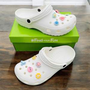 [Hàng nguyên A] Dép crocs classic white dép crocs trắng nam nữ hàng chuẩn form phối đồ siêu đẹp đi siêu êm chân