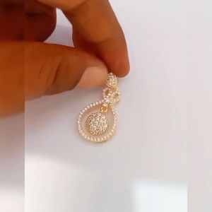 Liontin Kalung Wanita Model Candi Gatungan Full Permata Liontin Tanpa Kalung Wanita Terbaru dan Kekinian antikarat titanium antiluntur antihitam viral