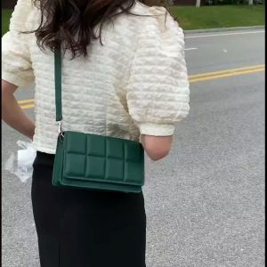 กระเป๋าตาข่ายคาดลำตัวผ้าฝ้ายไนลอนสำหรับผู้หญิงกระเป๋าแมสเซนเจอร์สีพื้นสำหรับฤดูหนาวกระเป๋าสะพายข้างสไตล์เ