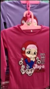 Kaos atasan anak perempuan murah | Kaos lengan panjang anak perempuan | Kaos Hijab | Kaos Warna | Hijab merah | Jaga Lisan | Untuk anak umur 1-10 tahun