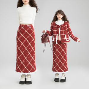 KEIKO | Bộ Đồ Hình Houndstooth Tweed cho Lễ Hội Đỏ
