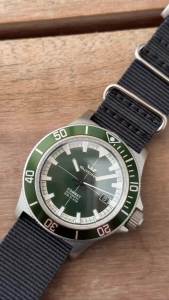 [Gnomon Watches] Glycine Combat SUB 42 Automatic Dive Watch –  Blue GL0528 / Green GL0529 / Red GL0530
