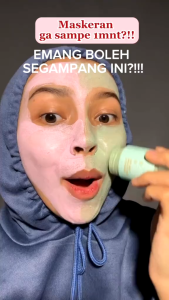 YESSICA’S CLAY STICK MASK CLEANSING MASQUE WITH TEA TEEE & STRAWBERRY 50 GR MASKER STICK 100% ASLI