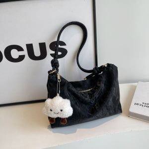 กระเป๋าสะพายข้างผู้หญิงความจุขนาดใหญ่ กระเป๋าถือแบบสะพายข้างสำหรับเดินทางไปทำงานในช่วงฤดูร้อน กระเป๋าสะพายข้างแบบมีซิปปิด กระเป๋าถือแบบมีซิปปิด