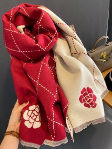 ผ้าพันคอไหมแกะสองหน้า Coor Keva สำหรับฤดูใบไม้ร่วงและฤดูหนาว ผ้าพันคอไหมแกะหนา อบอุ่น สีแดง ลายดอกเดซี่ สำหรับผู้หญิง