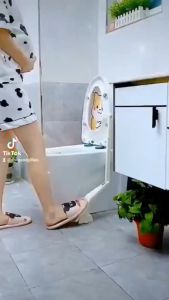Bàn Đạp không chạm lắp đặt nắp bồn cầu Toilet MAT Hygienic (Bidet Toilet Seat)