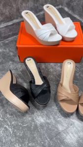 Dép nữ Dép guốc đế xuồng siêu nhẹ 9cm bản quai chéo êm chân hách dáng