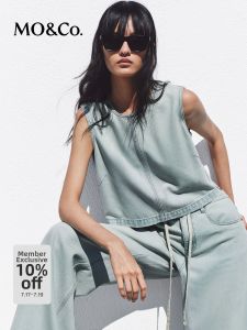 MO&Co. | Summer New Tencel Cotton Lightweight Jeans Salt-Washed Light Blue Box-Cut Top