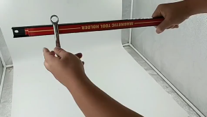 Thanh Nam Châm Treo Đồ Nghề Cờ lê Mỏ lếch gắn Tường Siêu chịu lực. Nam Châm Vĩnh Cửu