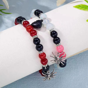 Corinna Halloween Couple Spider Pendant Bracelet Magnetic Heart Hand String Elastic Rope Bracelet