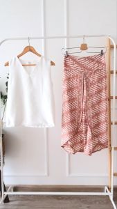 Satu Set Batik Modern Satin Top Kulot Wanita & Seragam Kantor Casual