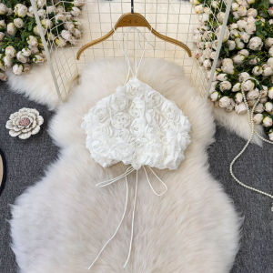 Áo Crop Top Trễ Vai Kiểu Hoa Giúp Gầy