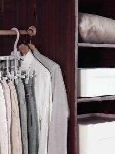Adjustable Multifunctional Space-Saving Pants Rack