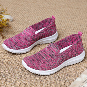 Old Beijing Cloth Shoes Women Spring and Autumn Slip-on Loafers Lightweight Non-slip Soft Bottom Mom Leisure Walking Sneaker Summer