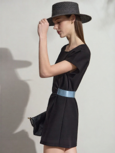 AMII | Summer Simple Professional Solid Air Layer Round Neck Fitted Mid-length Stretchy Dress