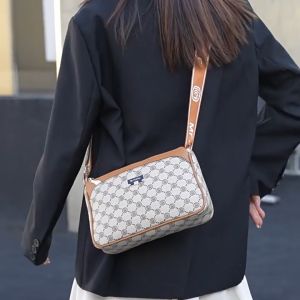 1769 ( READY STOCK ) PU SLING BAG EU FASHION HOUSE