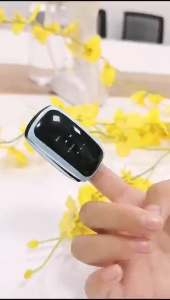 Rechargeable Digital Fingertip Pulse Oximeter Portable Professional OLED SpO2 Monitor with Heart Rate Detection