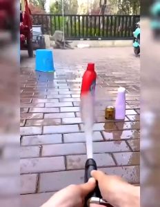 พร้อมสายยาง 10 เมตร หัวฉีดแรงดันสูง หัวฉีดเพิ่มแรงดันน้ำล้างรถ ล้างพื้น รดน้ำต้นไม้ เพิ่มประสิทธิภาพให้กับผ้าที่พักผ่อน สำหรับบ้านในสวน, การปรับน้ำได้