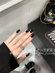 Elegant Simple Black Glossy Handmade Gel Nail Art Pure Color Detachable Wearable False Nails White Enhancing Fashionable