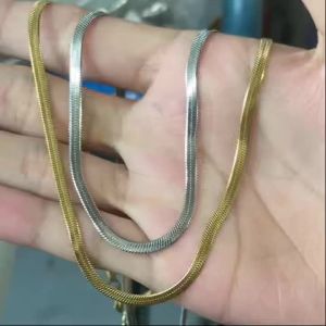 18K Gold Plated Stainless Steel Necklace Minimalist Snake Chain Clavicle Chain Necklace for Women