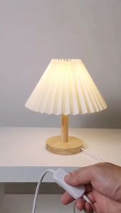 Retro Pleated Lamp Lampu Meja Tidur Minimalis Lipit Korean Aesthetic Home Decor Lampu Tidur Lipit Bedside Table Lamp