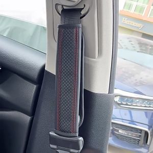 1pc Cover Seat Belt Universal Safety Belt Kulit Sporty Premium Embossed Leather