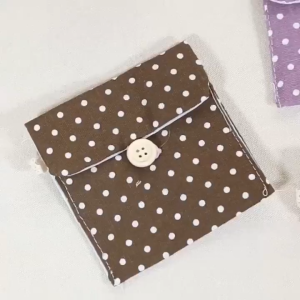 Portable Sanitary Bag Napkin Pad Pantiliner Storage Case Pouch Girl Student Cosmetic Accessory