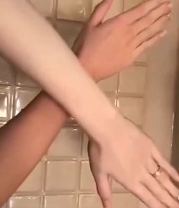 Kem Body Dưỡng Trắng Toàn Thân Với Công Nghệ Hạt Nano Phân Tử Kem dưỡng trắng da toàn thân giúp da trắng mịn，Bùn biển sâu Làm trắng nhanh/làm trắng cấp tốc Vũ khí làm trắng Kem Làm Trắng Da Tắm Trắng Chiết Xuất Bùn Khoáng Biển 150g