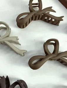 กิ๊บติดผม อะริลิค เนื้อแมตต์ ริบบิ้นขนาดใหญ่ กิีบติดผม เครื่องประดับผม สำหรับกุลสตรีผู้หญิง