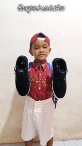 Aldhis Sepatu Pria Casual Sneakers Cowok Hitam Putih sepatu Kets Terbaru Buat Gaya Kerja dan santai