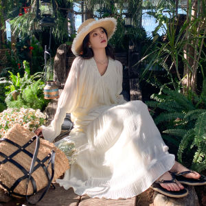 French Style White Dress Womens Spring 2025 New Elegant Gentle Fairy Tale Folded Beautiful Fairy Long Dress Casual High Waist A-Line Skirt Long Sleeve V-Neck City Walk