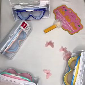 Kính bơi trẻ em Yuke góc nhìn rộng mắt kính trong suốt chống sương mù cho bé (có 3 màu cho bé lựa chọn)