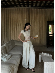 VENUIE | Designed Aesthetic Close-fitting Short T-Shirt