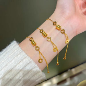 สร้อยข้อมือทองคํา 2024 แบบใหม่ ผู้หญิง แฟชั่น 18k Hard Gold Lucky Bead สด ดีไซน์ ไทเทเนียมเหล็ก Plant Florals รูปแบบเดิม