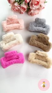 Pinky Bee Jepit Rambut Bulu 69060100