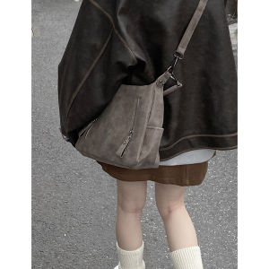 Retro Large Capacity Tote Bag Womens Commuter Bag Fashionable Vintage Style 2025 New Handbag Soft PU Leather Shoulder Bag