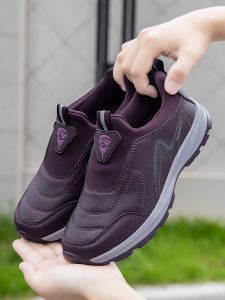 CHUNZULI | Waterproof Slip-on Comfort Walking Shoes Women Autumn Winter