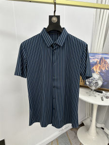 Smooth Pressed Casual Mens Shirt Short Sleeve Anti-Wrinkle No-Ironing Vertical Stripes Seamless Standard Fit Summer Thin Model