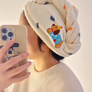 ชุดอาบน้ำ ผ้าเช็ดตัว หมวกคลุมผมแห้ง ผ้าขนหนูแกะปะการัง อ่อนนุ่ม สามารถห่อได้ทั้งตัว 140*70cm ซับน้ำดี นุ่มมาก ลายน่ารัก