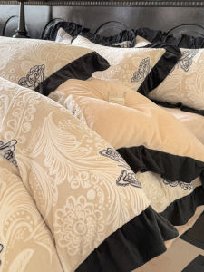 Kiss Dear | Vintage French Hepburn Style Warm Milk Velvet Bed Set