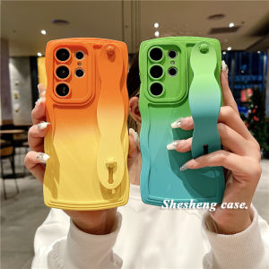 Gradual Wave Frame Wristband Phone Case for Samsung S24/S23 S22/S21/S20 Silicone Soft plus Ultra New Galaxy Women Full Cover Anti-Fall Personality