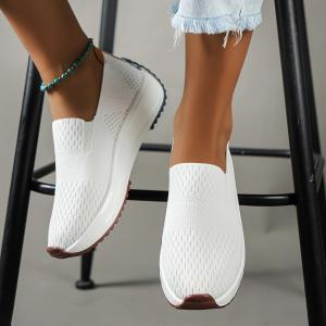 Summer New Flying Weaving Womens Shoes Korean Version Womens Singles Shoes Comfortable Casual Shoes Womens Plus Size One-Foot Womens Shoes
