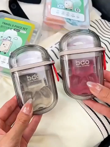 Portable Soap Holder Travel Soap Container Case with Drain Tray Sealing Cover for Bathroom Home Travel
