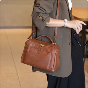 Womens Large Capacity Soft Leather Shoulder Bag Casual Fashion Handbag Diagonal Bag Underarm Bag Stylish Trendy Handbag