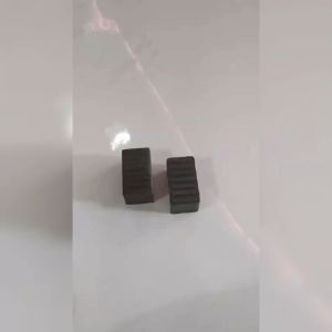 Karet Kaki Tangga Baja Ringan Canal Kanal C 35x75 35 X 75 MM pilih varian datar cembung atau cekung