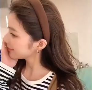 *Ready Stock*Korean Sponge Headband Women Wash Face Wide-brimmed Headband Simple Temperament Pure Color Hairband Retro French Thick Hairband Ikat Kepala 海绵宽边發箍